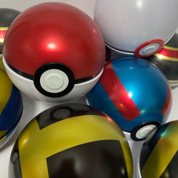 100x Pokemon Cards in PokeBall Tin | 1x V, Vstar, Vmax, Gx or Ex Guaranteed - Picture 2 of 2